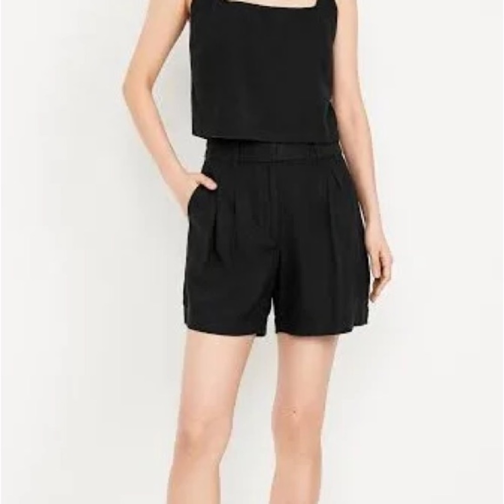 Old Navy High Rise Black Linen Blend Tailored Shorts